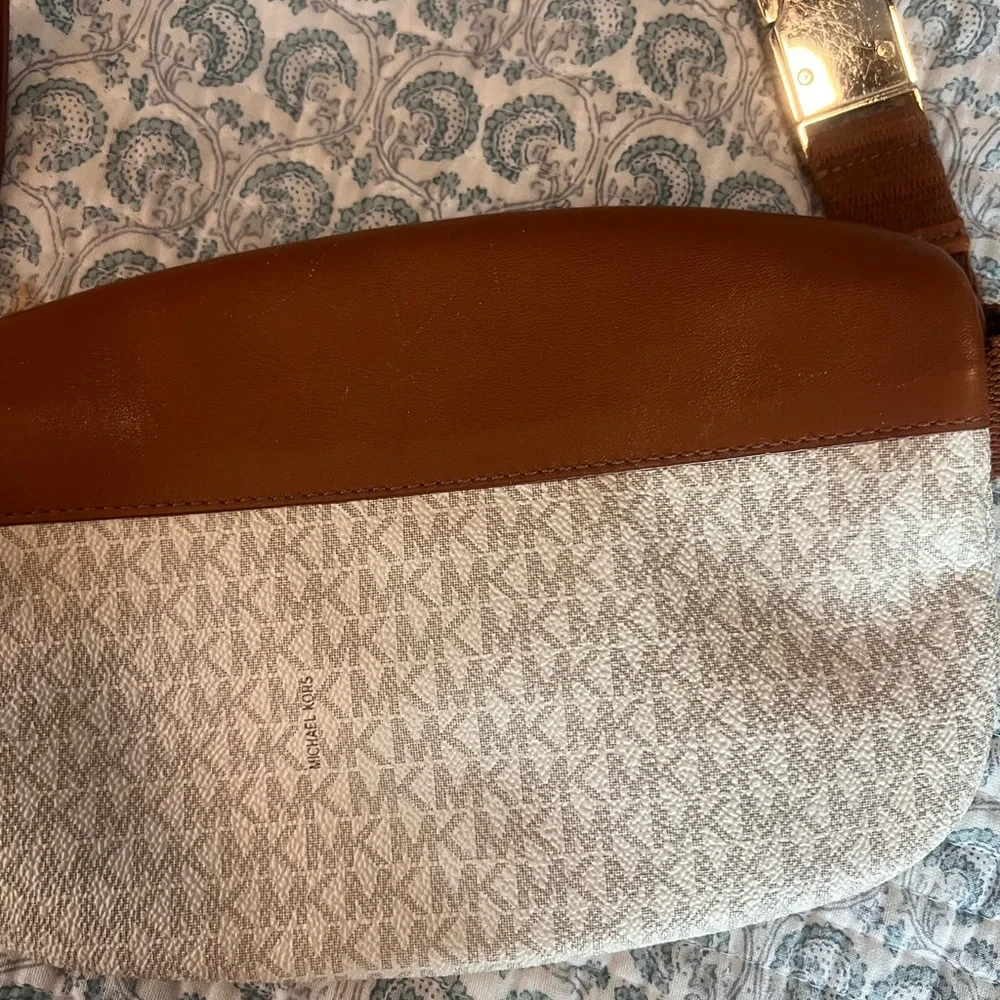Michael Kors Tan and Cream Belt Bag